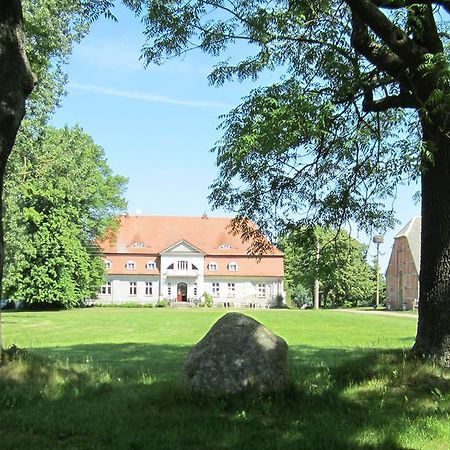Landhotel Gut Zarrentin Gransebieth Luaran gambar